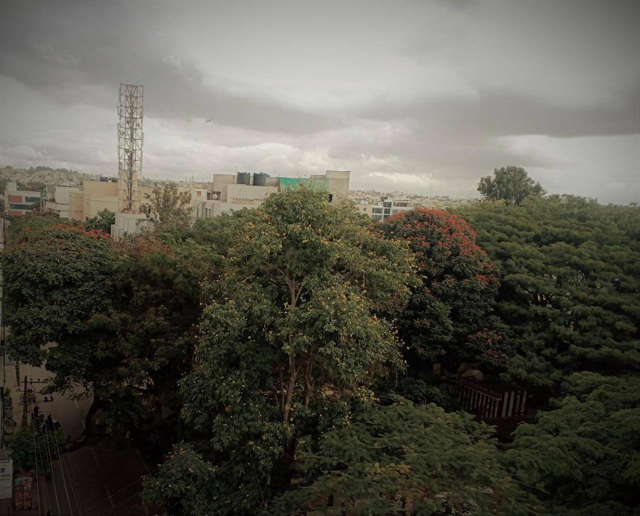 Gts Suites Bangalore Luaran gambar
